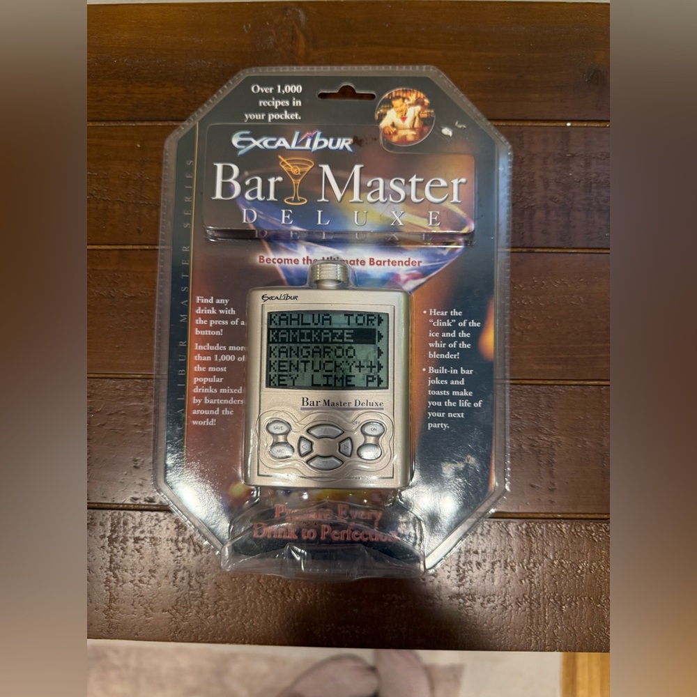 Excalibur Bar Master Deluxe Cocktail Recipe Device - Silver